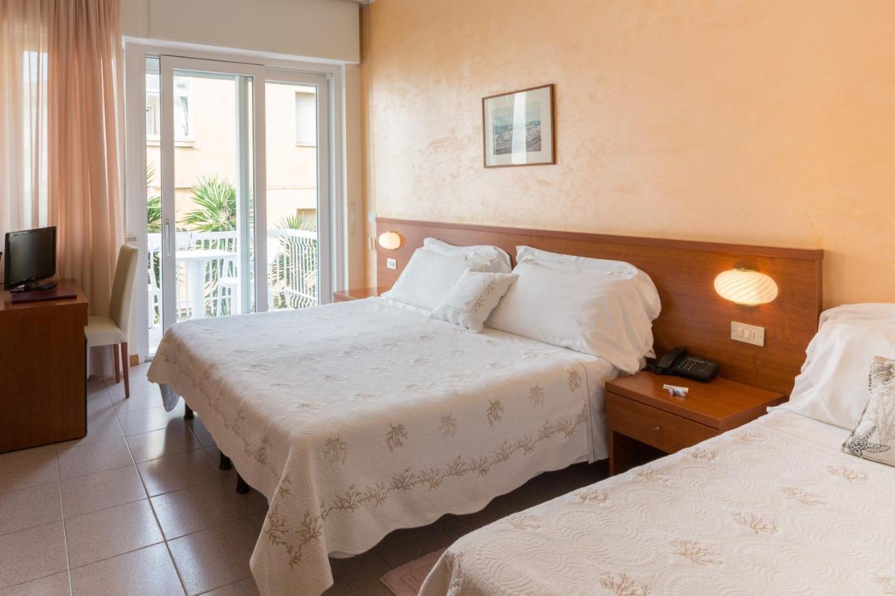Corallo Wellness Hotel Diano Marina Eksteriør bilde