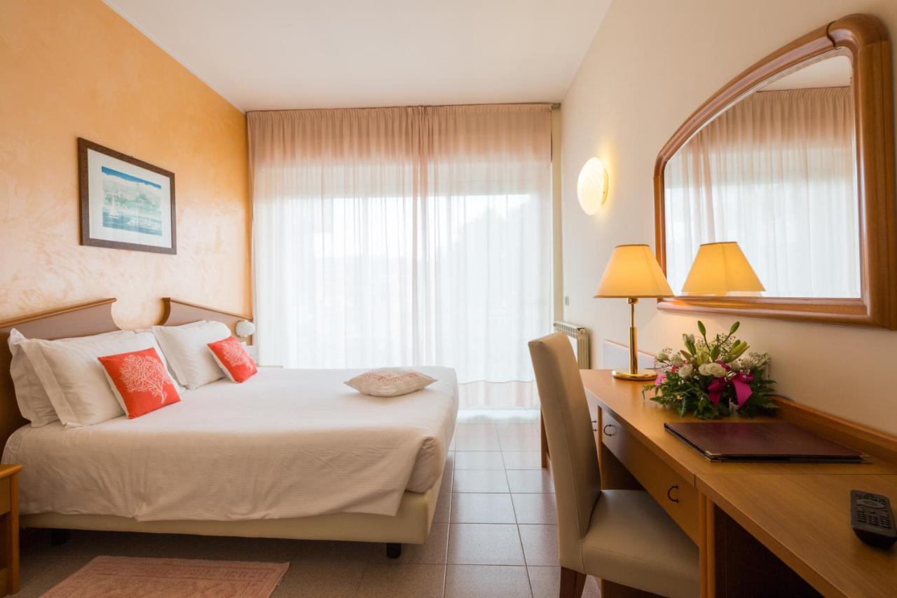 Corallo Wellness Hotel Diano Marina Eksteriør bilde